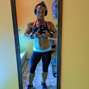 Meet your Posher, Chrissy